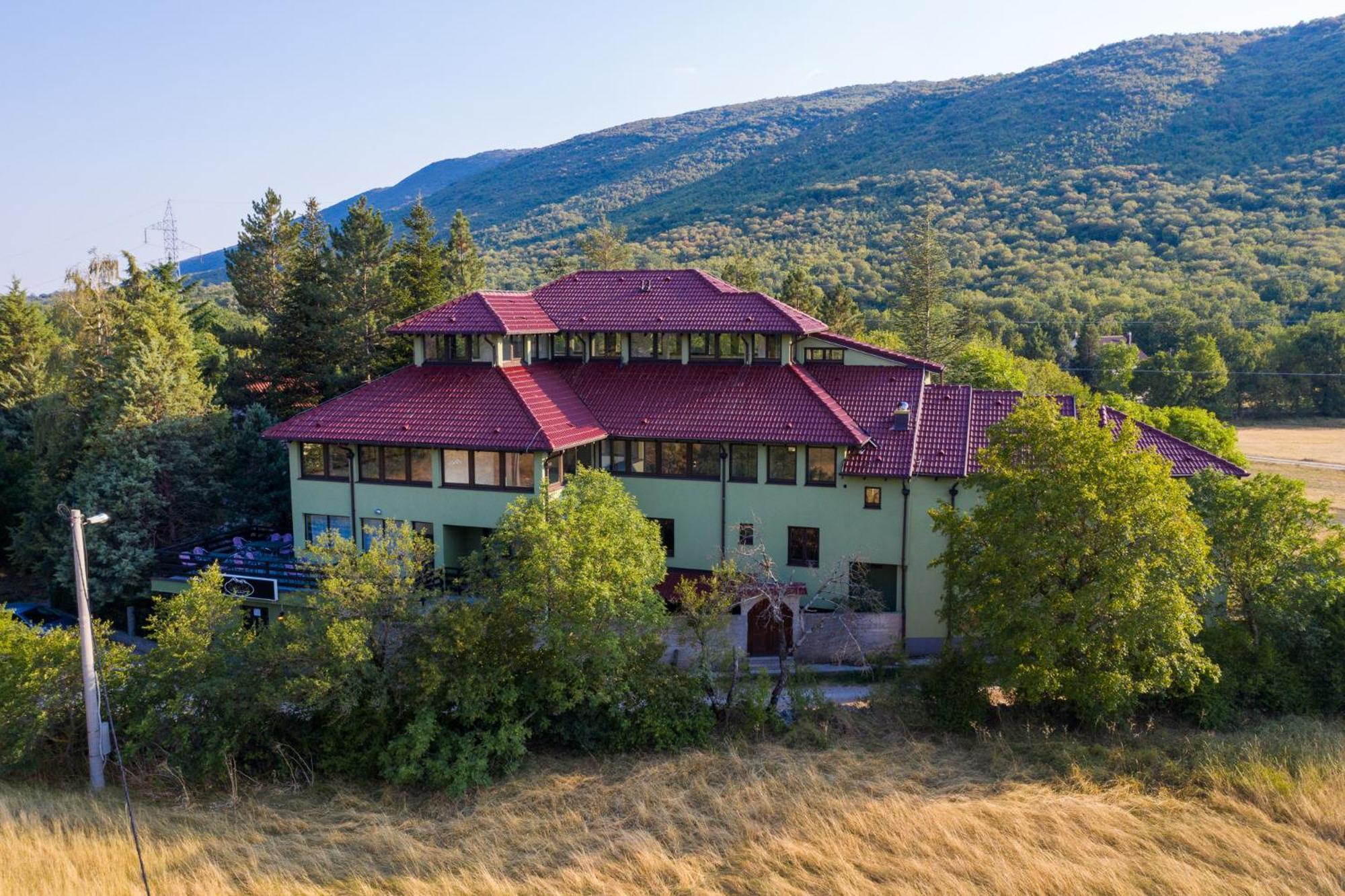 Holiday Resort Zlatni Dol Mostar Goranci Dış mekan fotoğraf